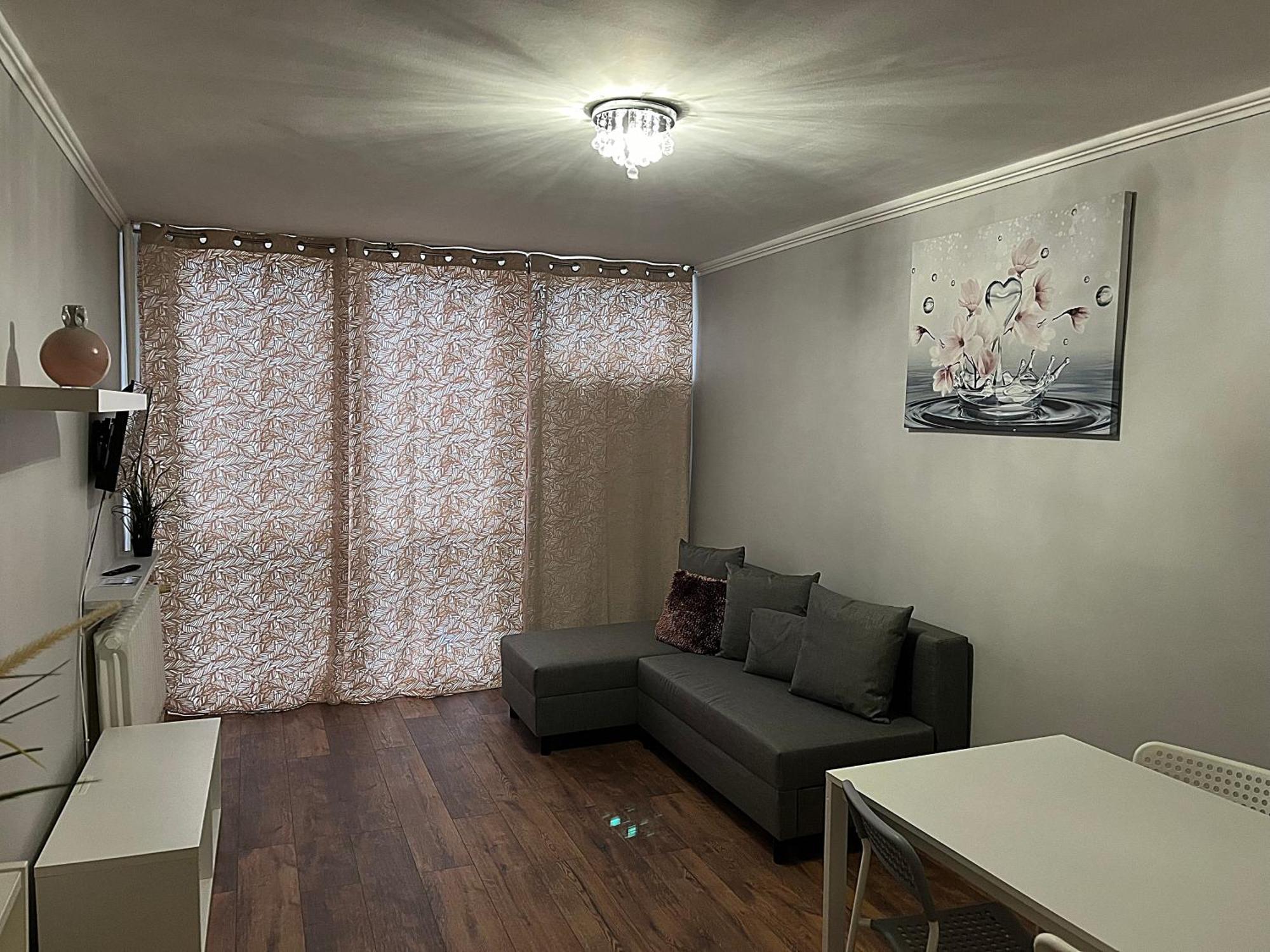 Coser Apartamenty Grzybowska 바르샤바 외부 사진